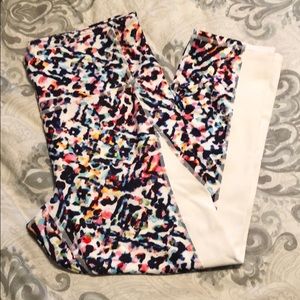 Super fun  and retro Athleta crops